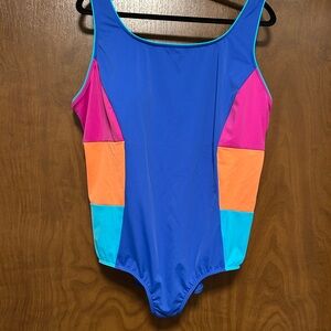 Colorful Lands End One Piece